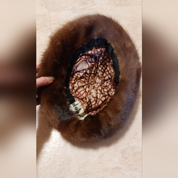 Vintage Dolores mink hat